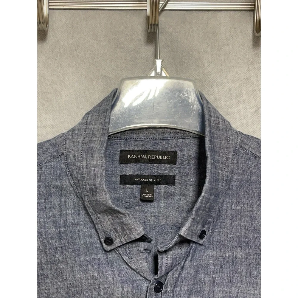 Banana Republic Shirt Men L Blue Chambray Untucked Slim Fit Button Up L/S Casual